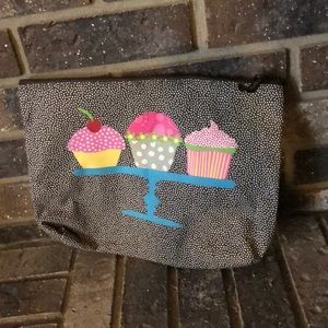 Thirty one bags large makeup bag